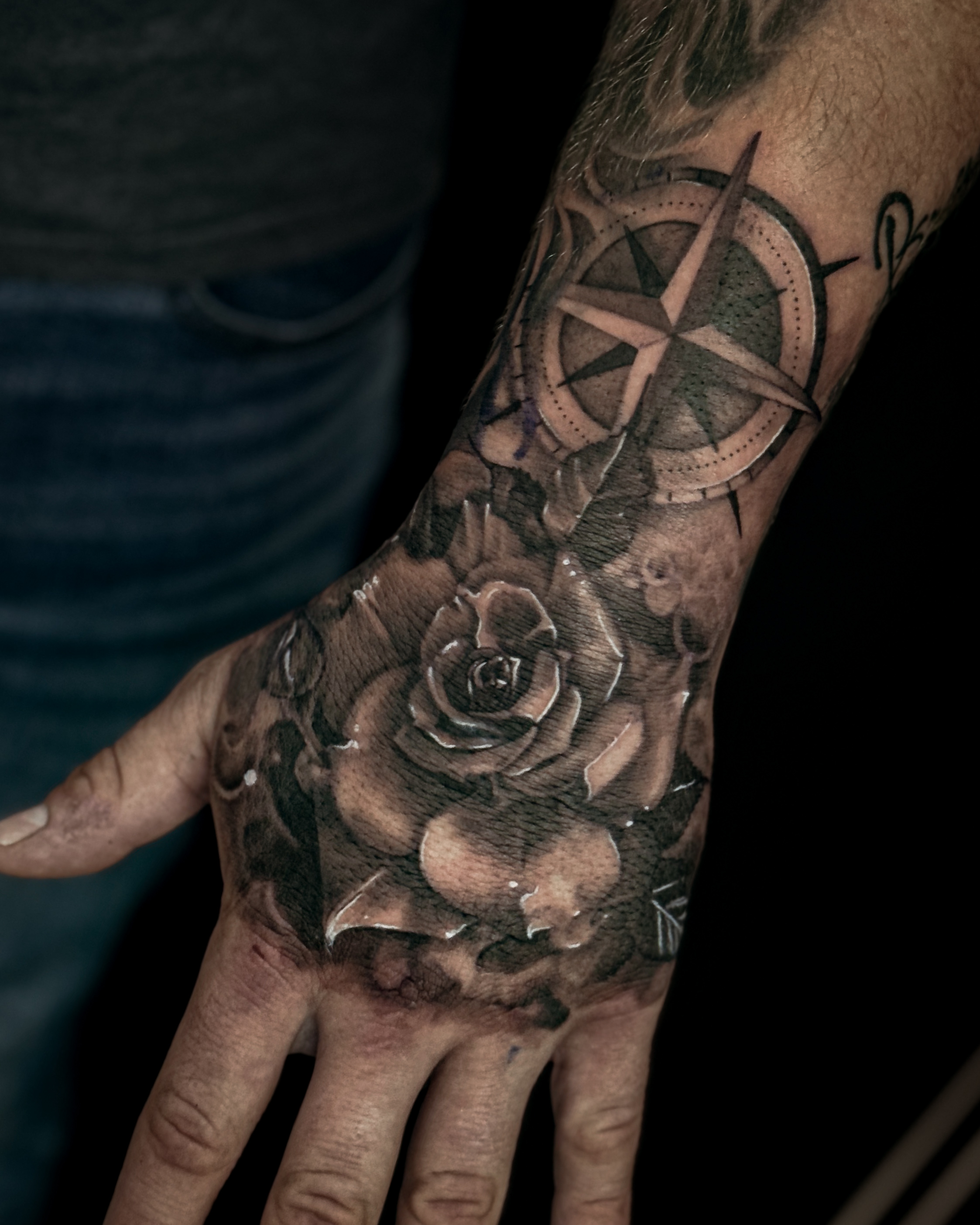 rose in realism